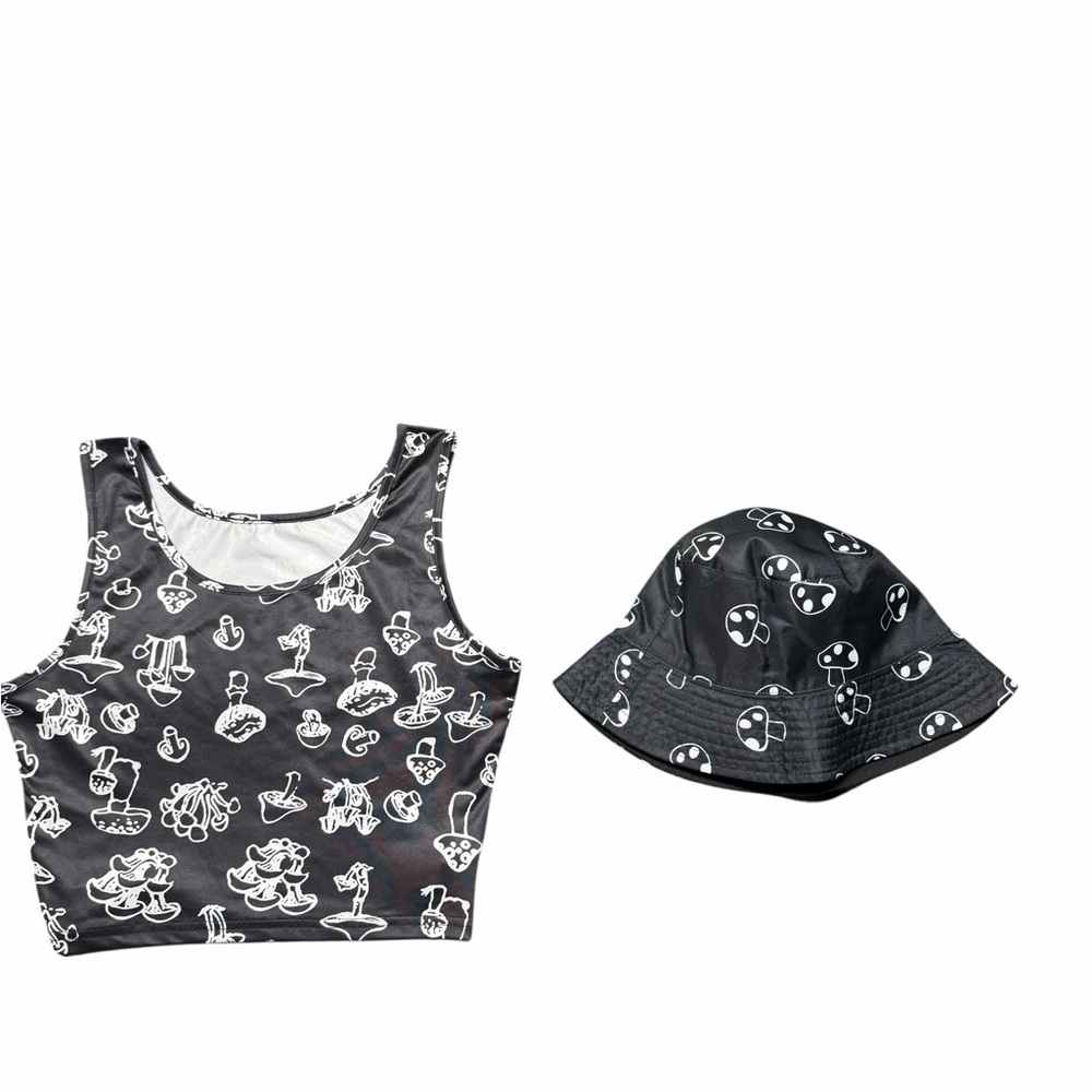 2+1 free Black and white Mushrooms bundle of top and bucket hat